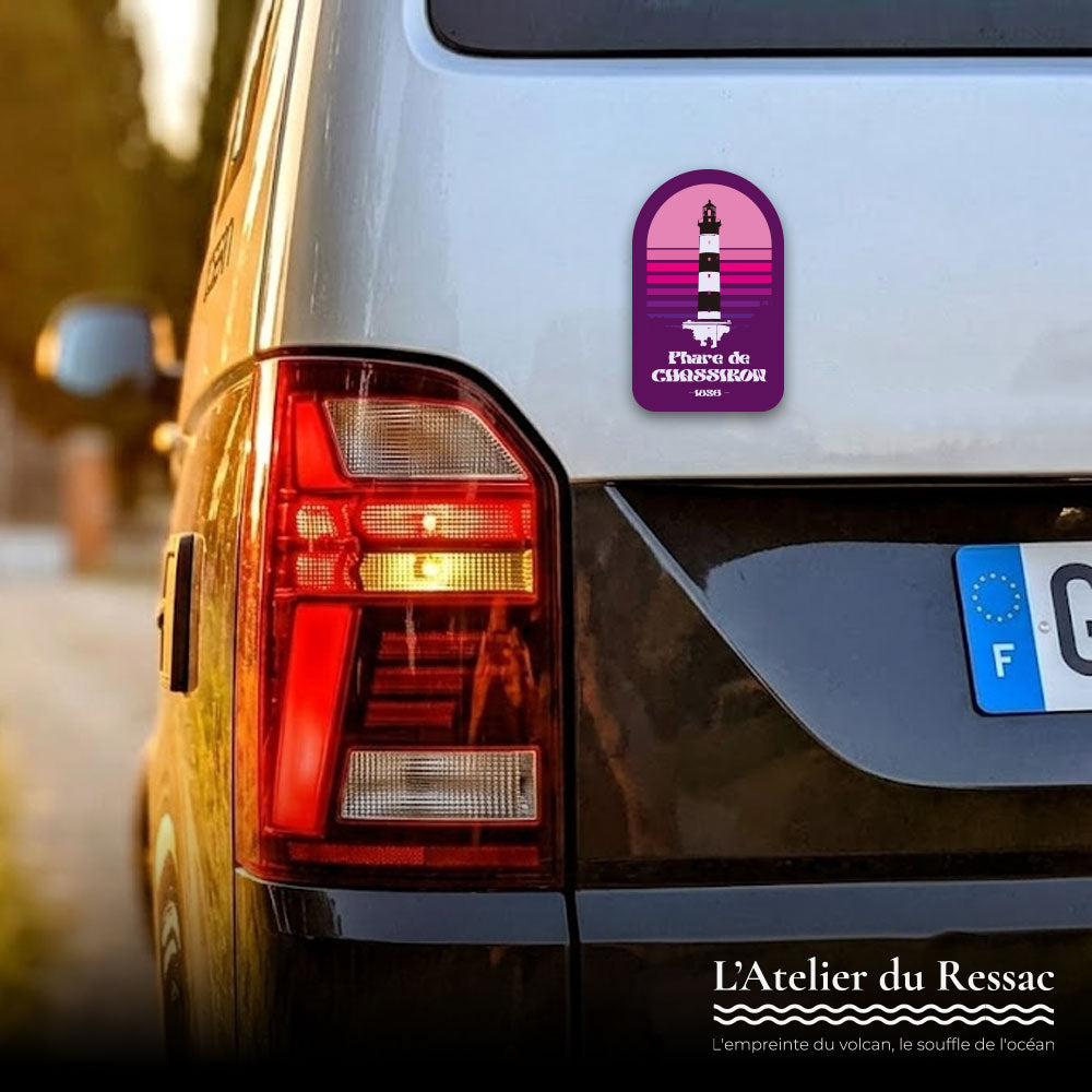 Sticker Phare de Chassiron Rose Violet – Adhésif Premium - 52x83mm